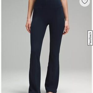 Lululemon Athletica Groove Reversible Black size 8 Flare  Trousers